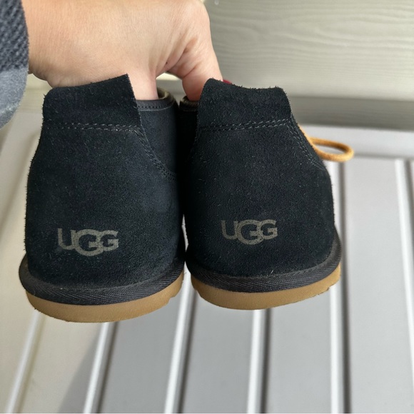 UGG Maksim Chukka Boots Black Suede Lace Up Sheepskin Lined Size 13 Men’s - Picture 6 of 11